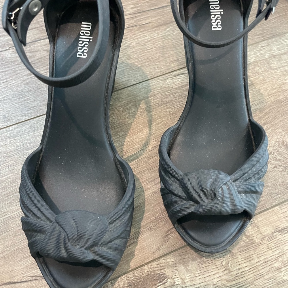 Melissa heel wedges